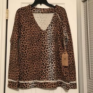 Keyhole Leopard Sweater